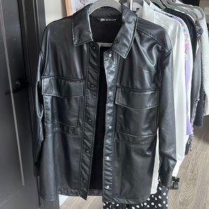 Zara Faux Leather Overshirt Black Size S Excellent condition Ref 3427/727